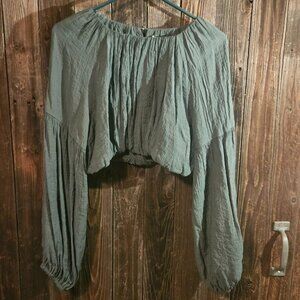 Emory Park Sage Green Off-Shoulder Cropped Peasant Top – Women’s Medium